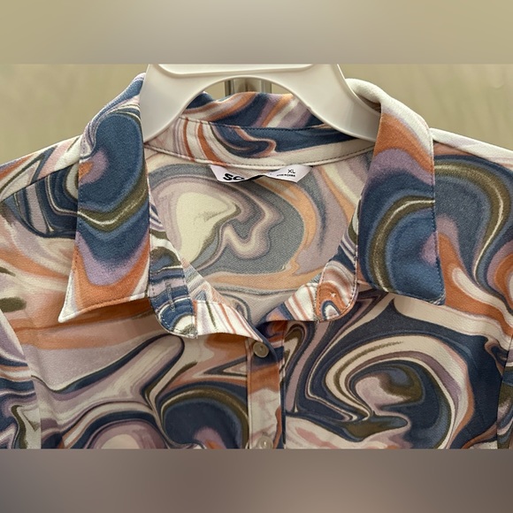 SO Women’s Juniors Marble Swirl Button Down Cinched Blouse Crop Top Size XL - Picture 2 of 14